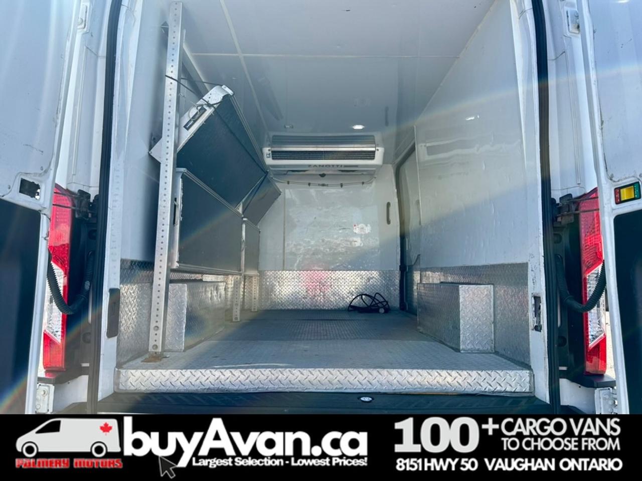 2019 Ford Transit Cargo Van Transit T-250 148WB Mid Roof Zanotti REEFER Photo