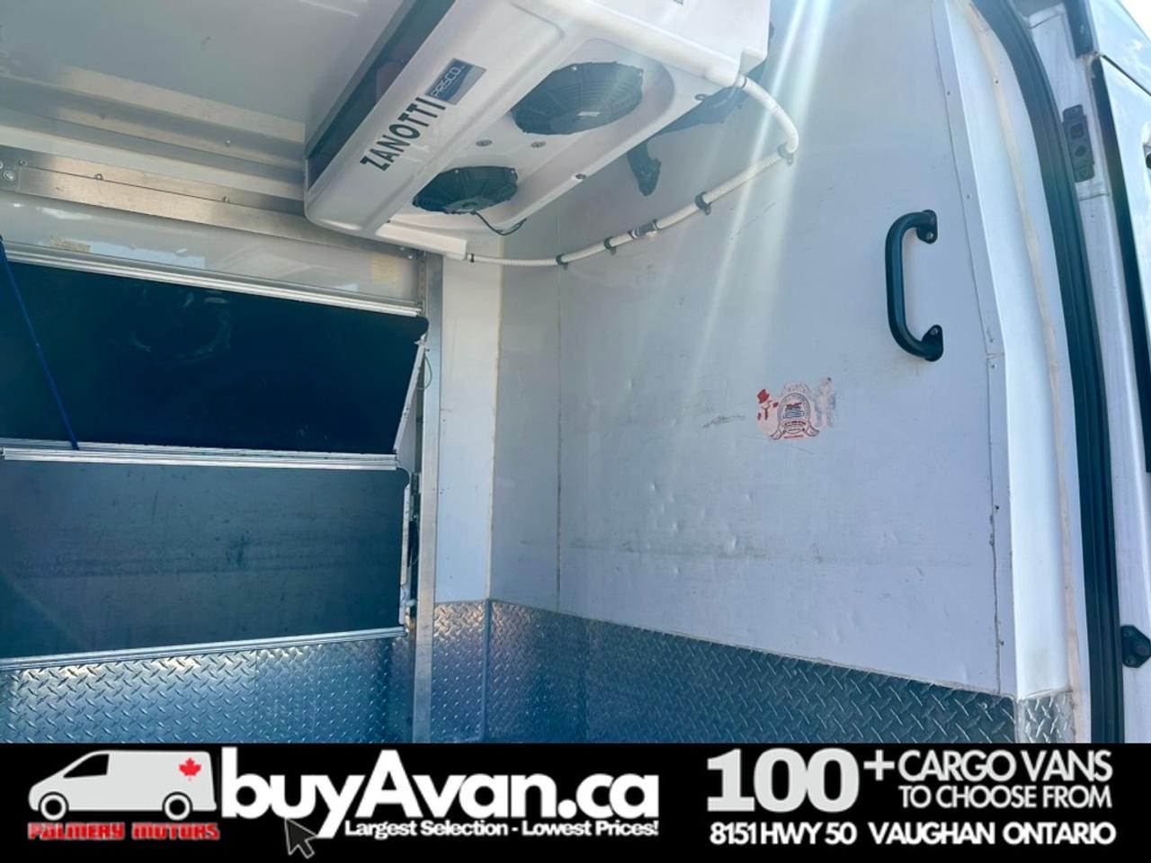 2019 Ford Transit Cargo Van Transit T-250 148WB Mid Roof Zanotti REEFER Photo