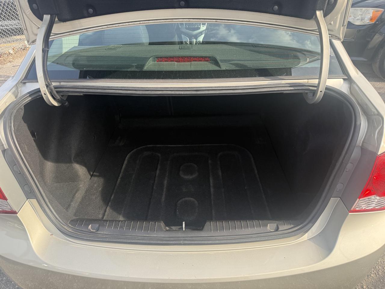 2016 Chevrolet Cruze *** 3 YEAR WARRANTY INCLUDED *** Photo