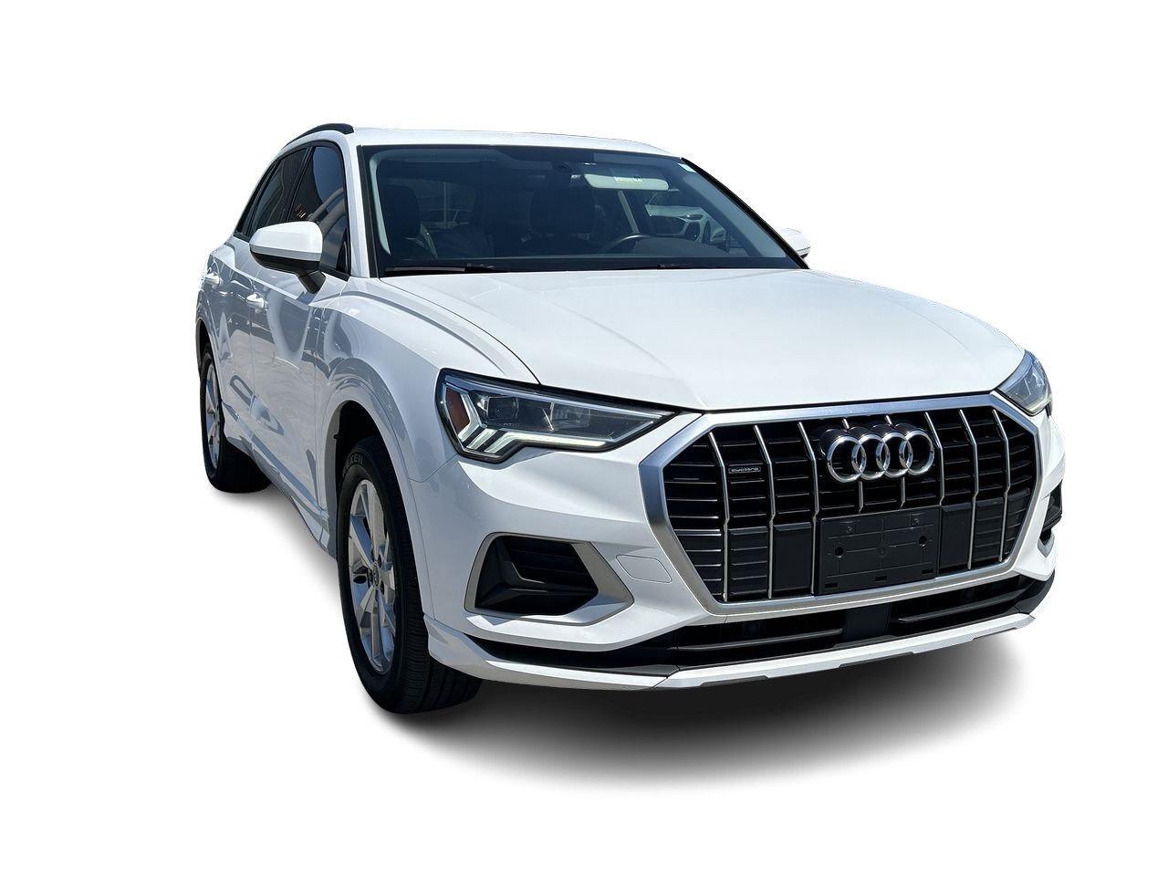 2021 Audi Q3 45 2.0T Komfort   One Owner Accident-Free Photo