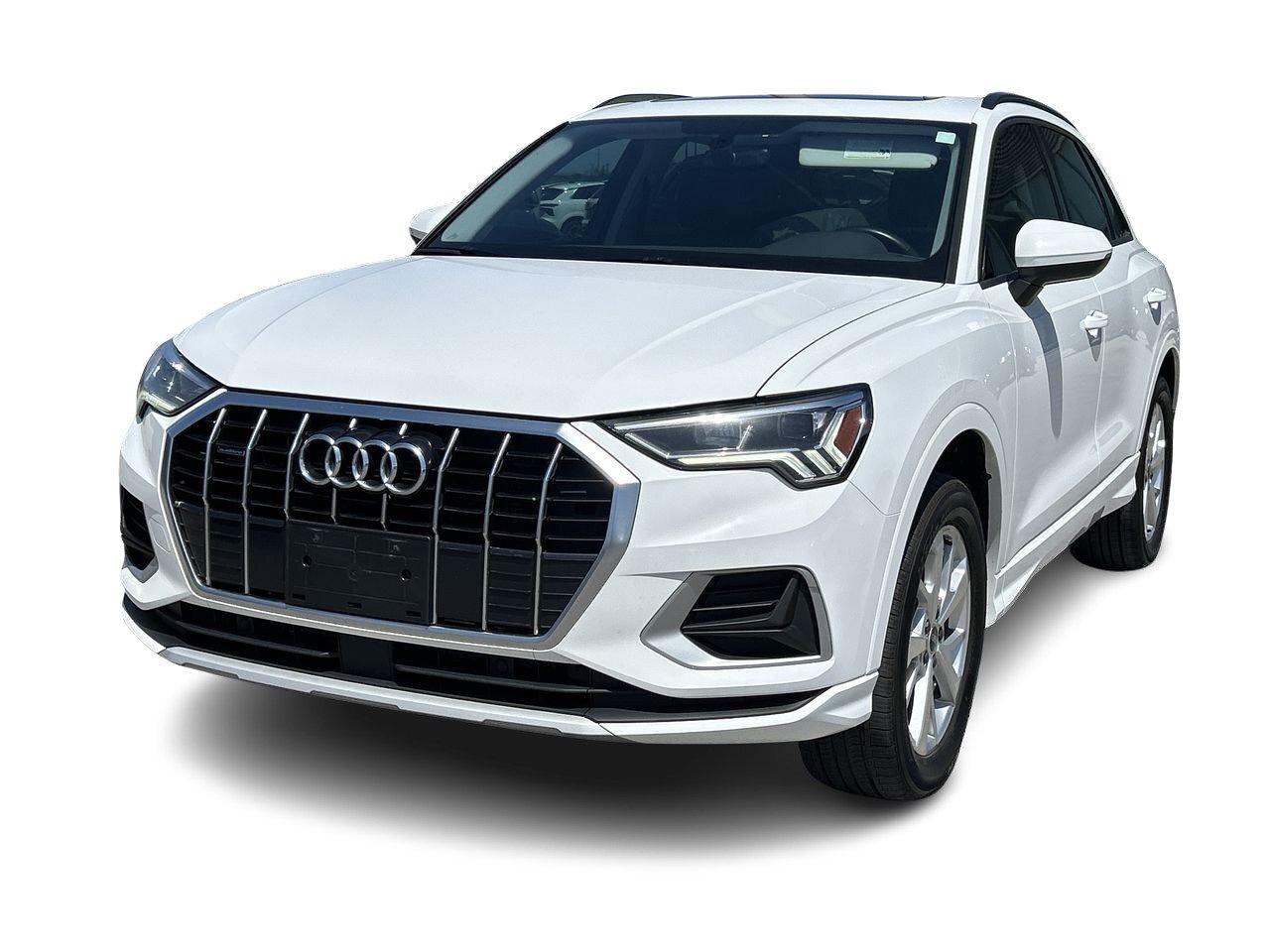 2021 Audi Q3 45 2.0T Komfort   One Owner Accident-Free Photo4