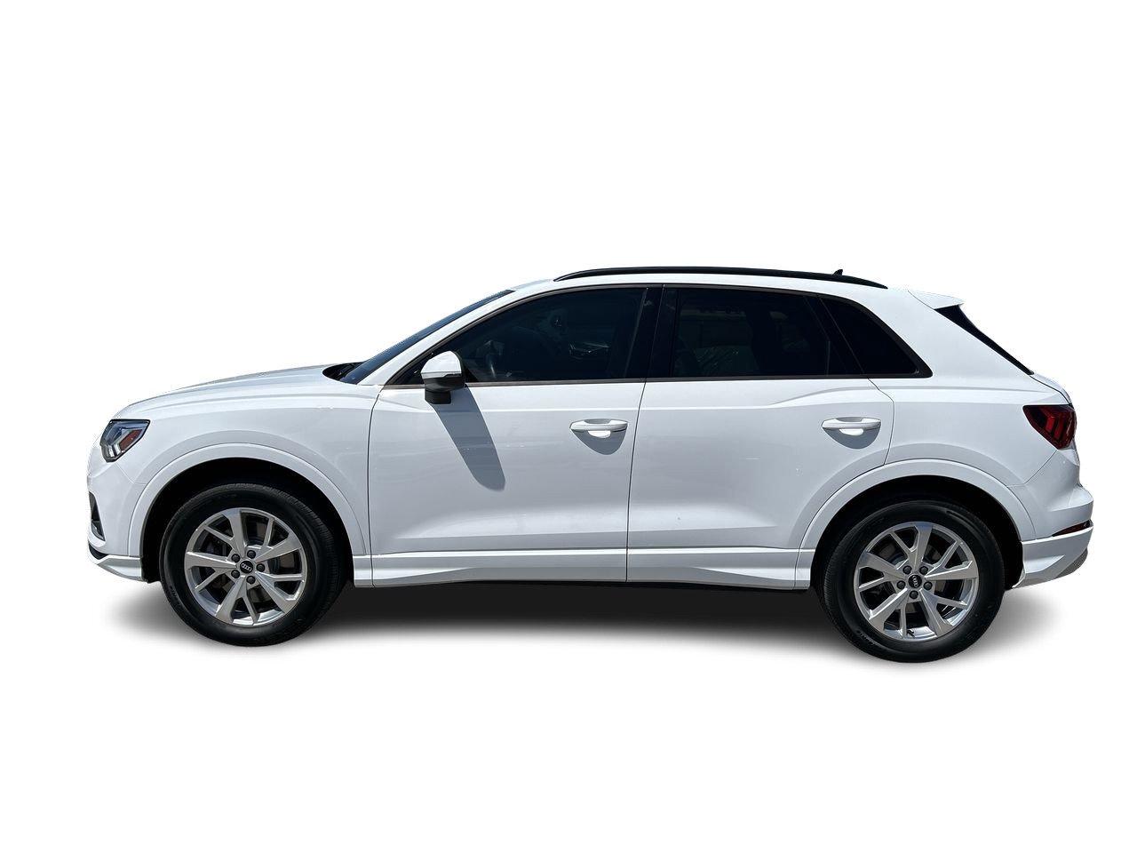 2021 Audi Q3 45 2.0T Komfort   One Owner Accident-Free Photo
