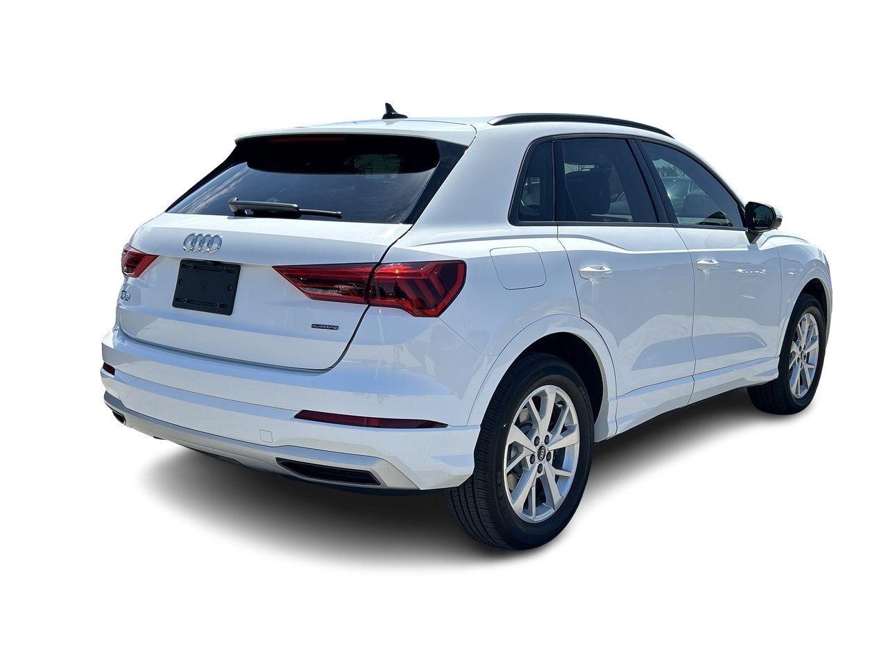2021 Audi Q3 45 2.0T Komfort   One Owner Accident-Free Photo