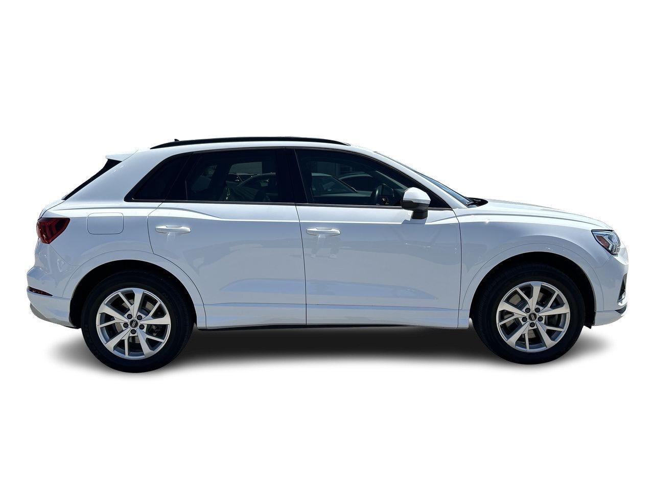2021 Audi Q3 45 2.0T Komfort   One Owner Accident-Free Photo