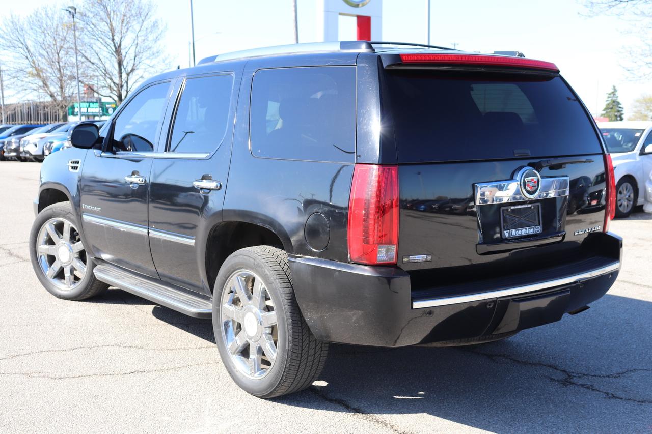 2008 Cadillac Escalade AWD 4DR Photo