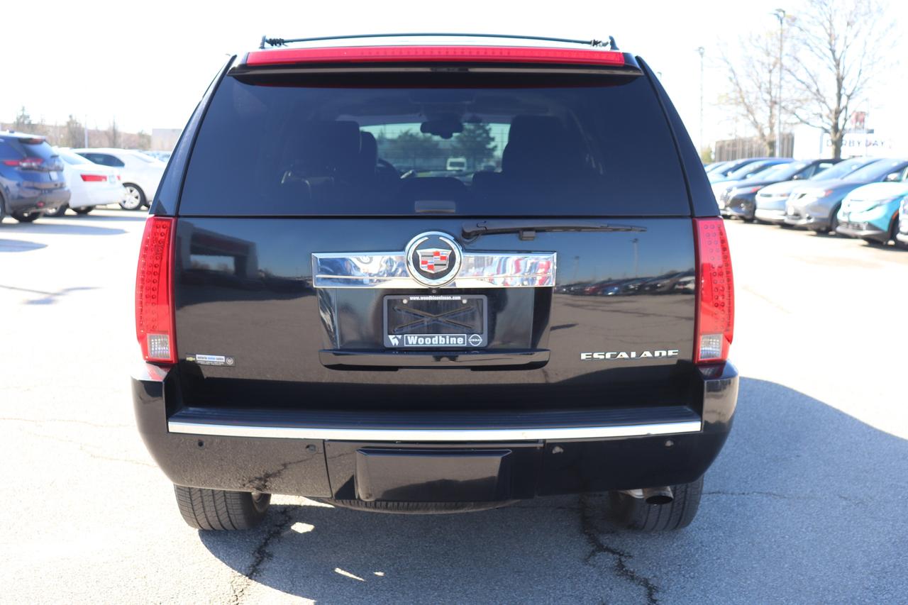2008 Cadillac Escalade AWD 4DR Photo
