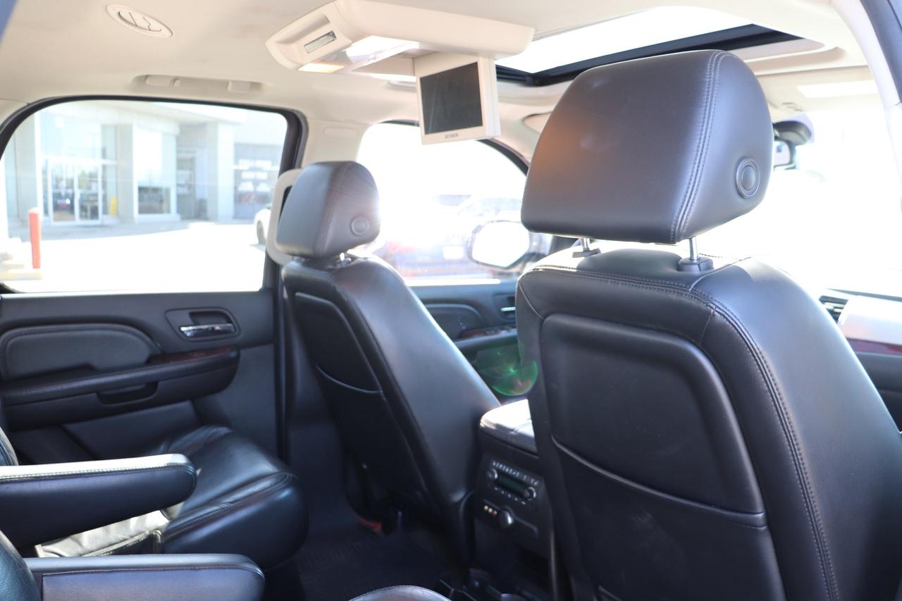 2008 Cadillac Escalade AWD 4DR Photo