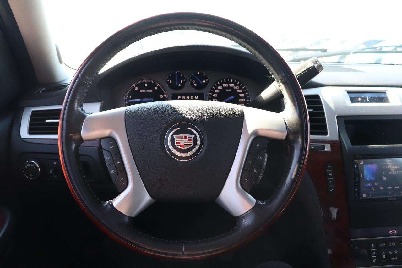 2008 Cadillac Escalade AWD 4DR Photo
