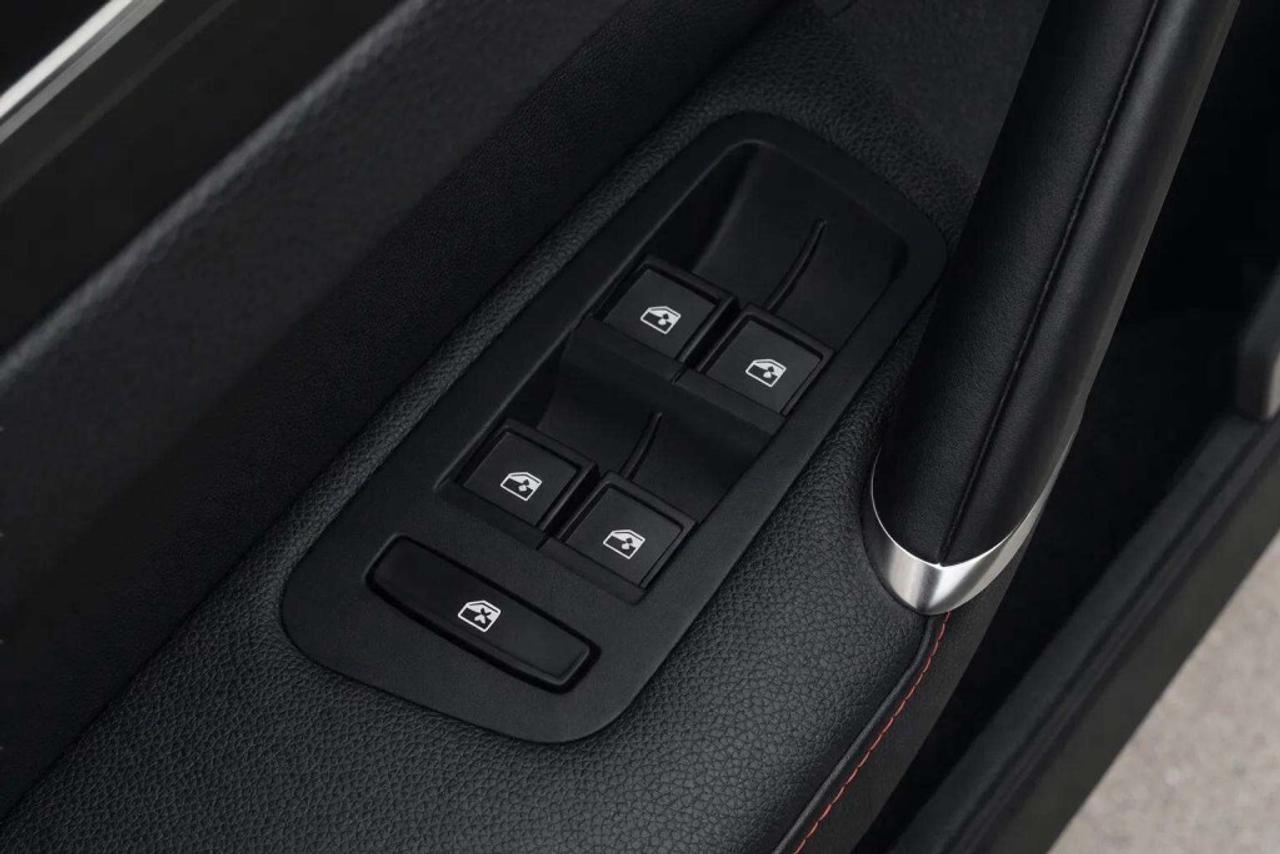 2019 Volkswagen Golf GTI Autobahn Photo