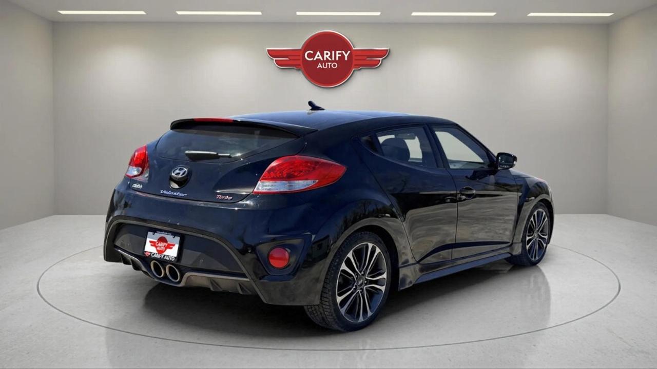 2017 Hyundai Veloster DCT Turbo Photo