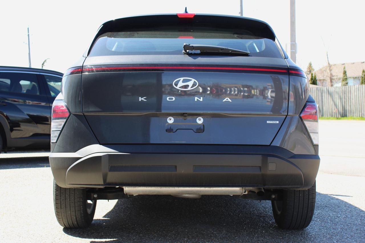 2024 Hyundai KONA Essential Photo3