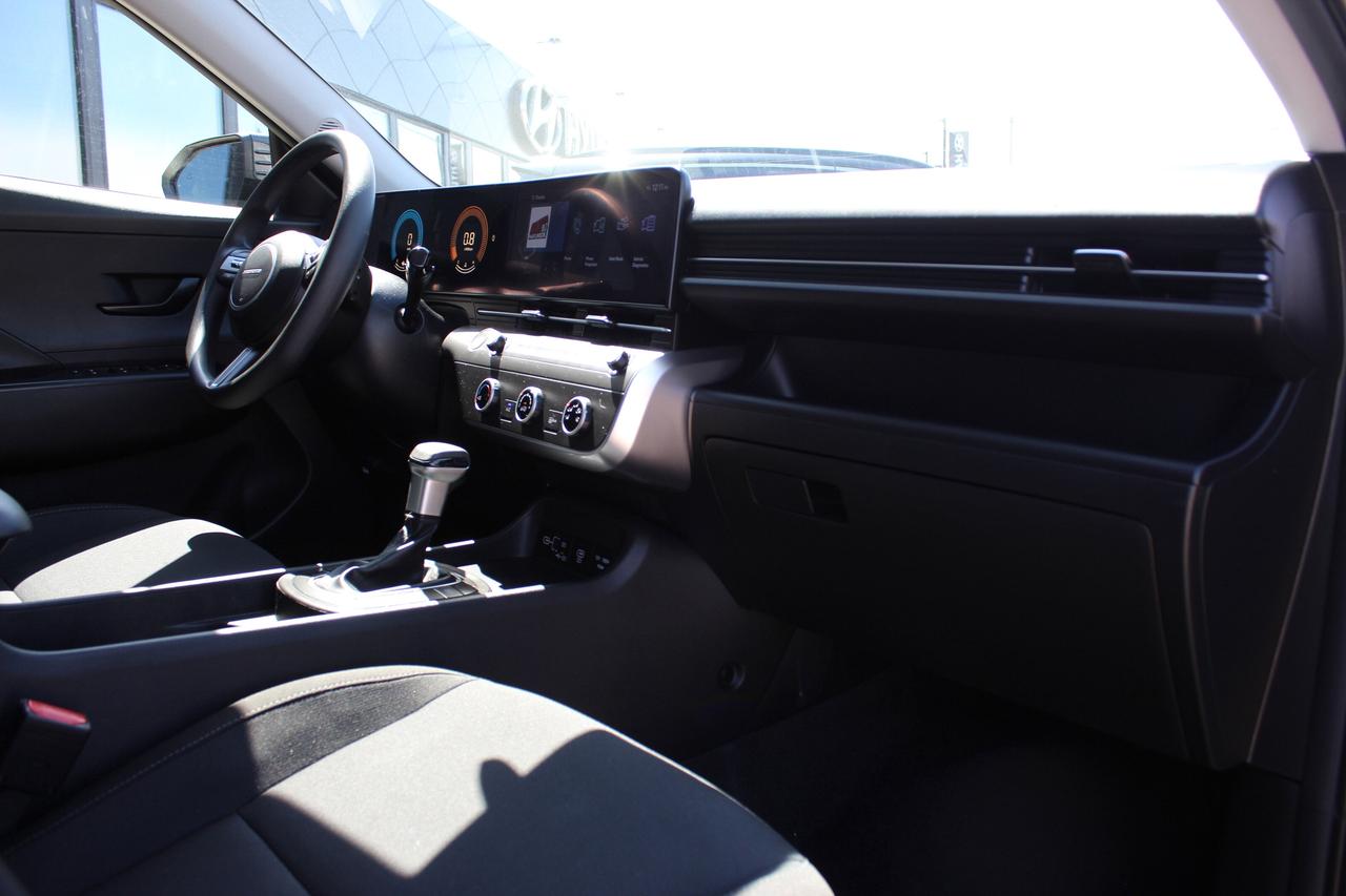 2024 Hyundai KONA Essential Photo
