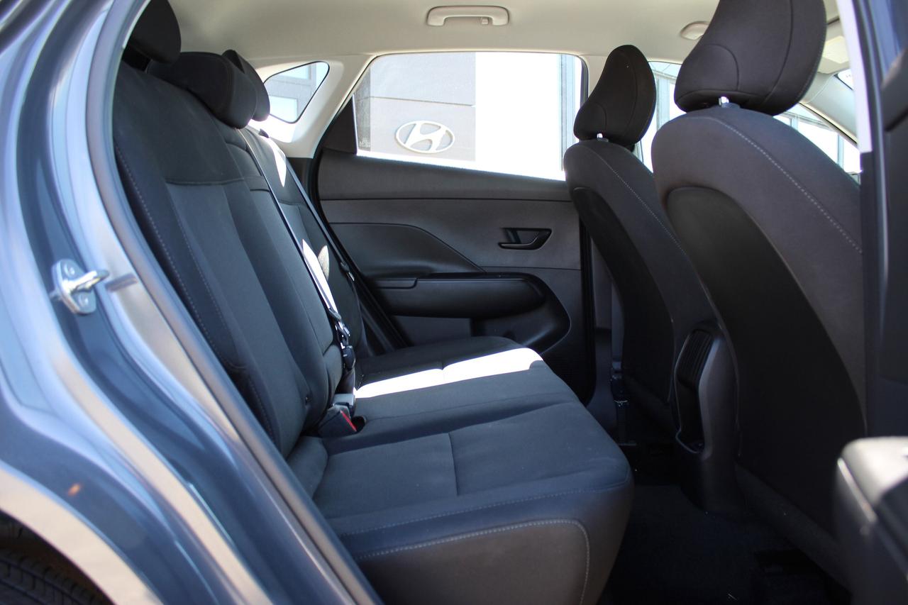 2024 Hyundai KONA Essential Photo