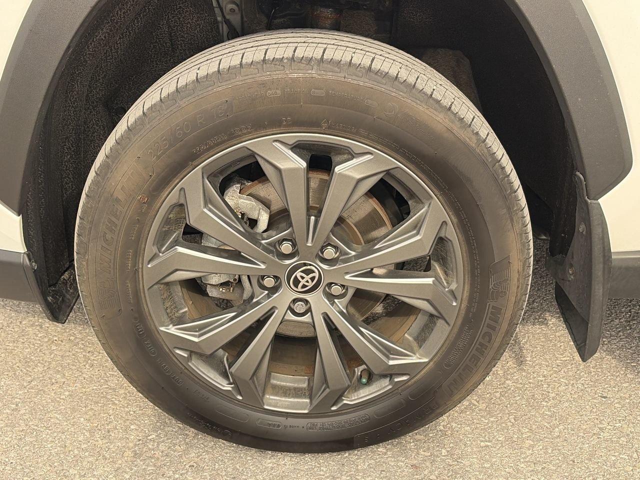2024 Toyota RAV4 Hybrid XSE AWD   Premium Paint Photo