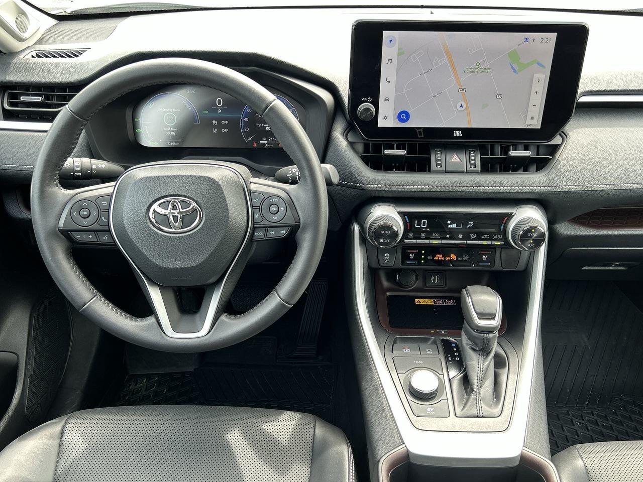 2024 Toyota RAV4 Hybrid Limited   Accident-Free Photo