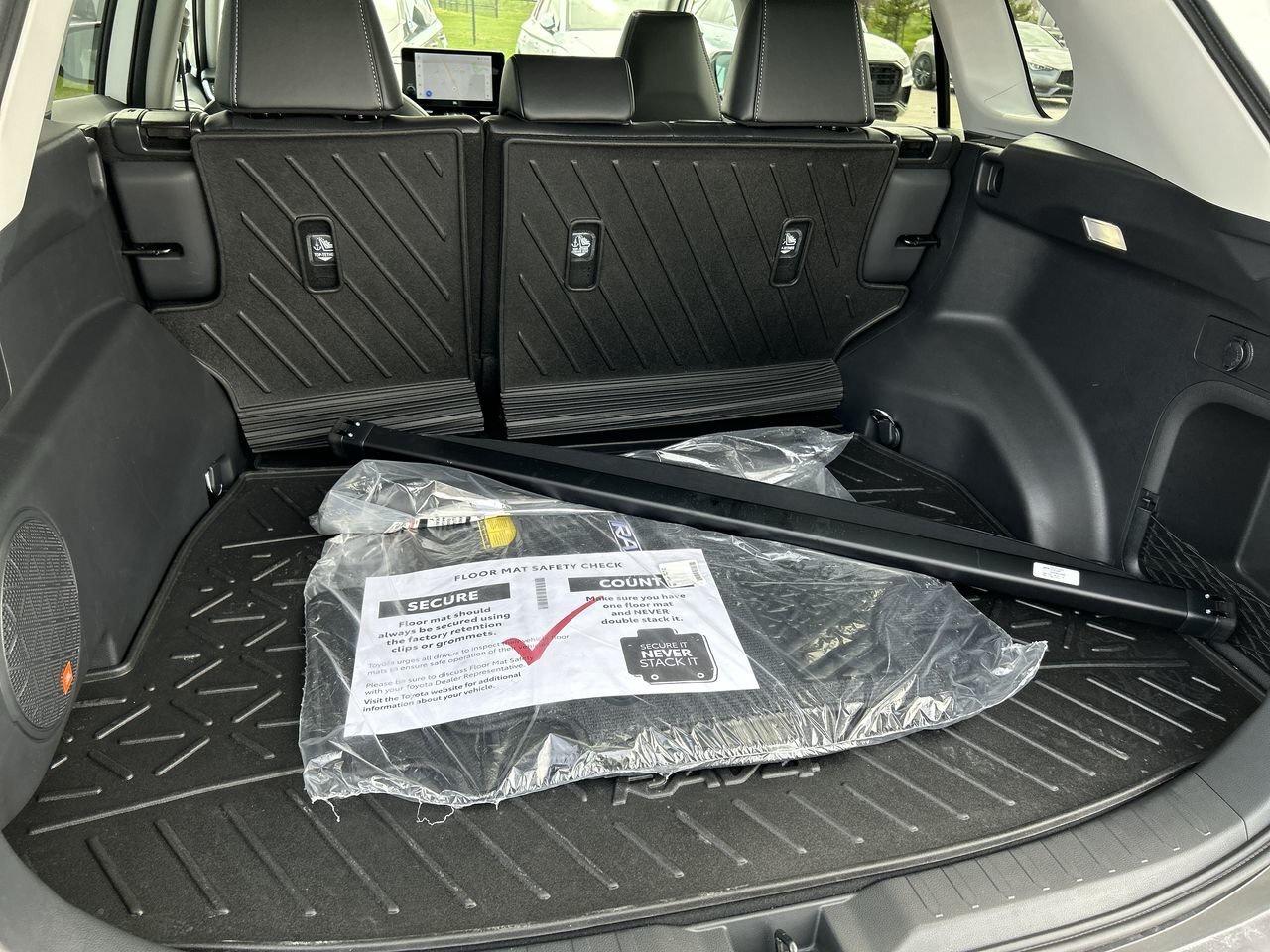 2024 Toyota RAV4 Hybrid Limited   Accident-Free Photo