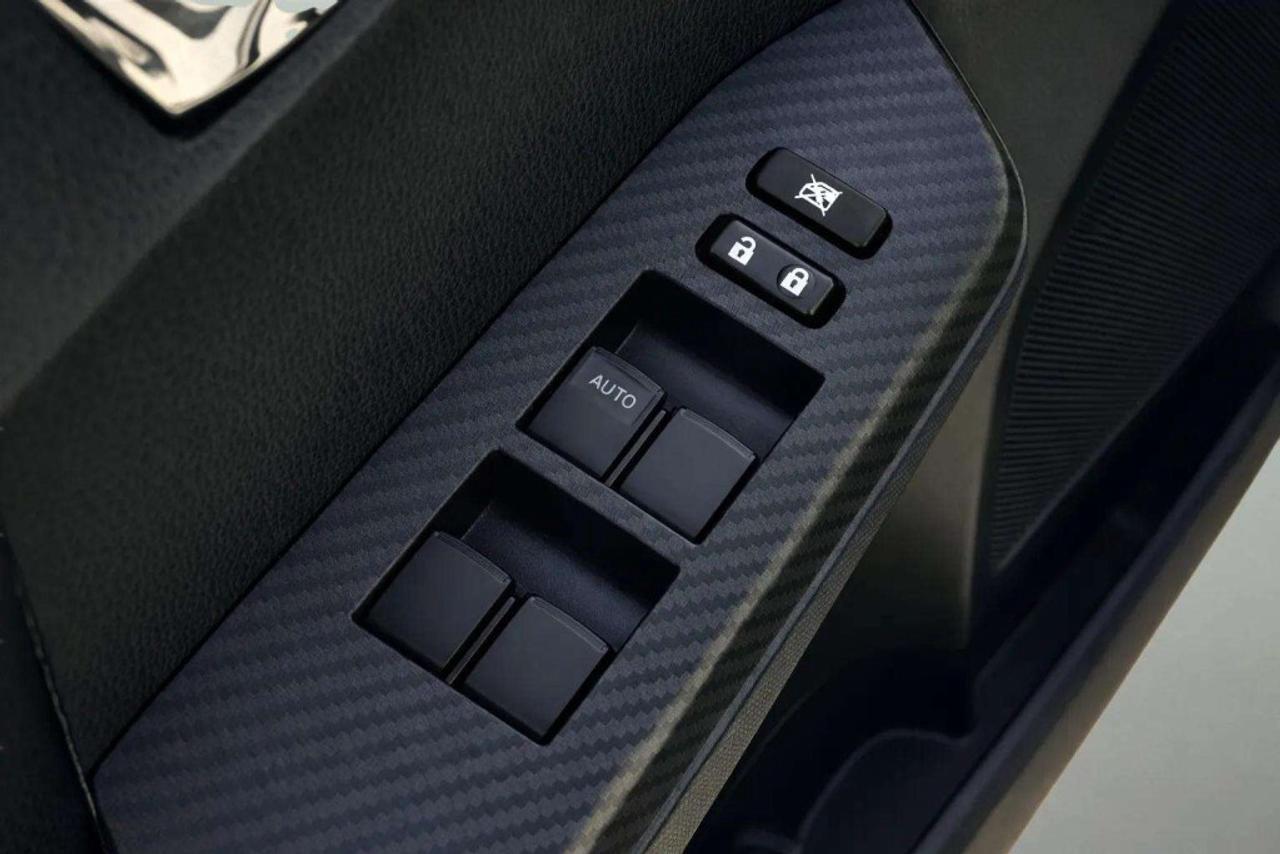 2015 Toyota RAV4 XLE Photo