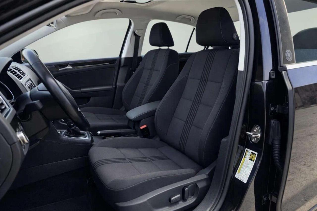 2017 Volkswagen Jetta Sedan 1.4 TSI  Wolfsburg Edition Photo