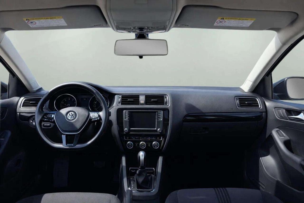 2017 Volkswagen Jetta Sedan 1.4 TSI  Wolfsburg Edition Photo