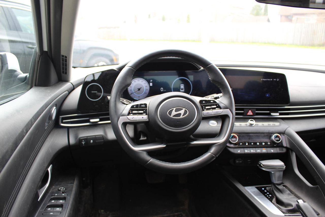 2024 Hyundai Elantra Preferred IVT w/Tech Pkg Photo