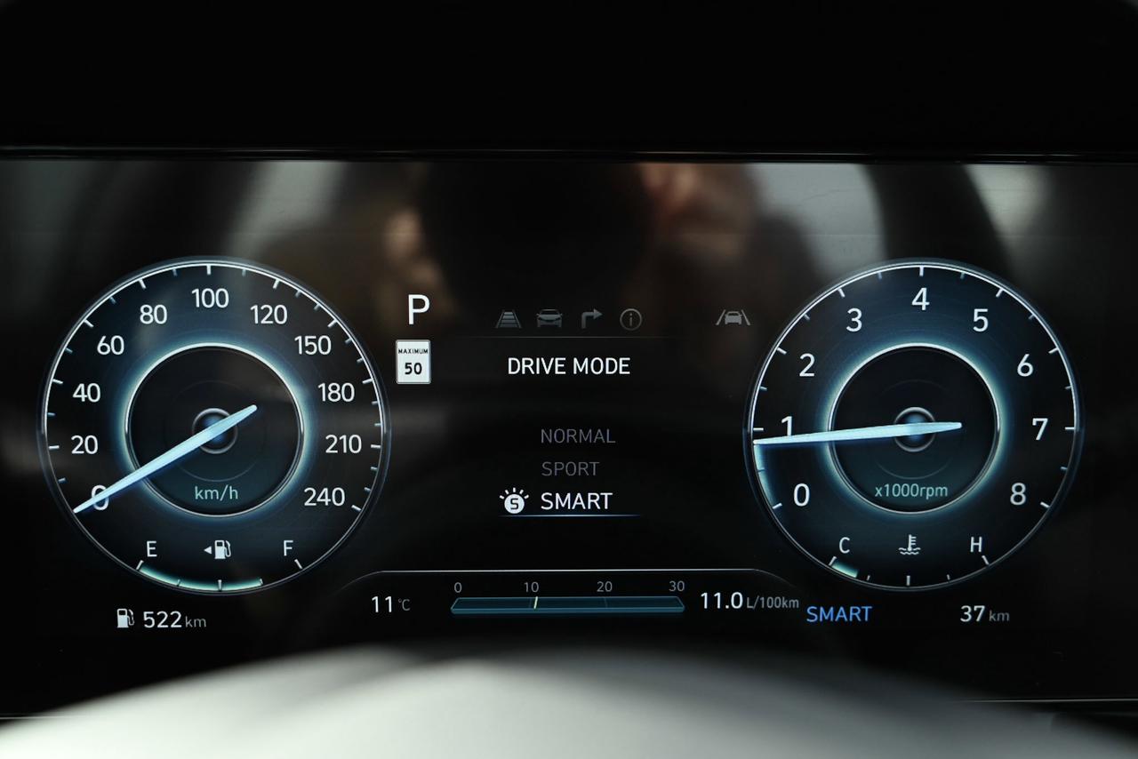 2024 Hyundai Elantra Preferred IVT w/Tech Pkg Photo