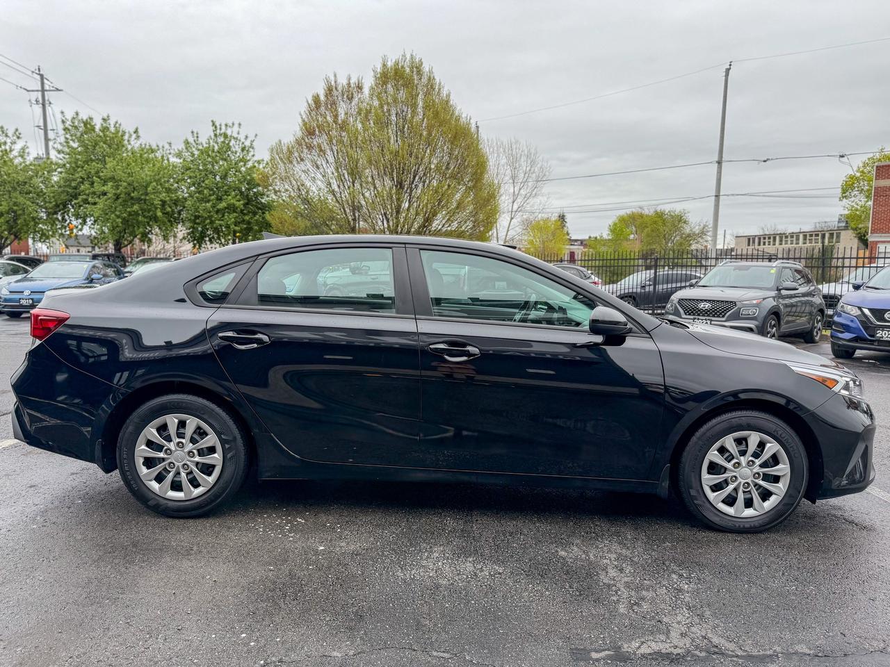 2023 Kia Forte LX/CAMERA/LOW KM/NO ACCIDENTS/1 OWNER/2.0 L Photo
