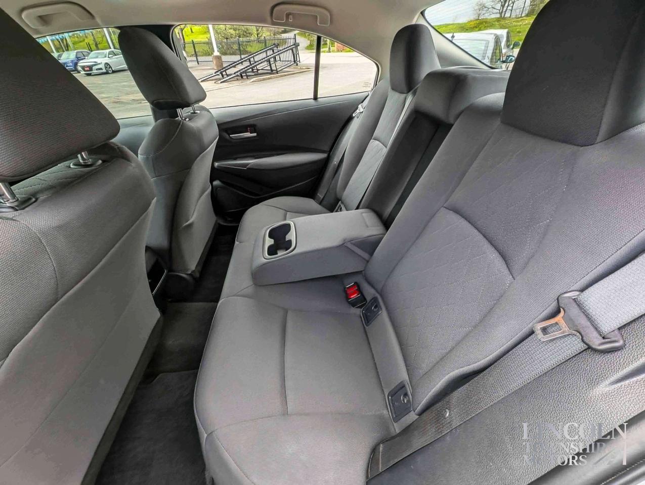 2020 Toyota Corolla LE - HEATED SEATS, CLEAN CARFAX, 1 OWNER, WINTERS! Photo