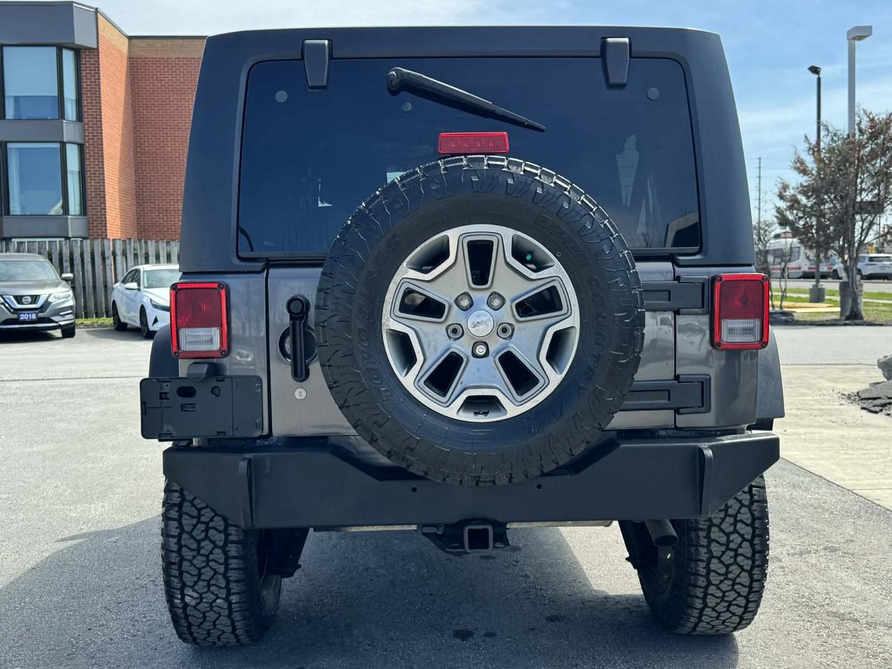 2016 Jeep WRANGLER UNLIMITED 4WD 4dr Rubicon Photo