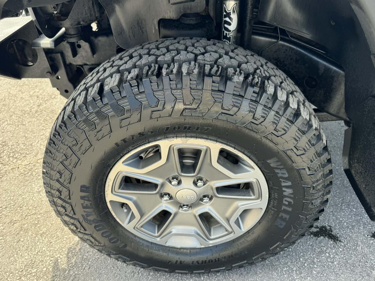 2016 Jeep WRANGLER UNLIMITED 4WD 4dr Rubicon Photo