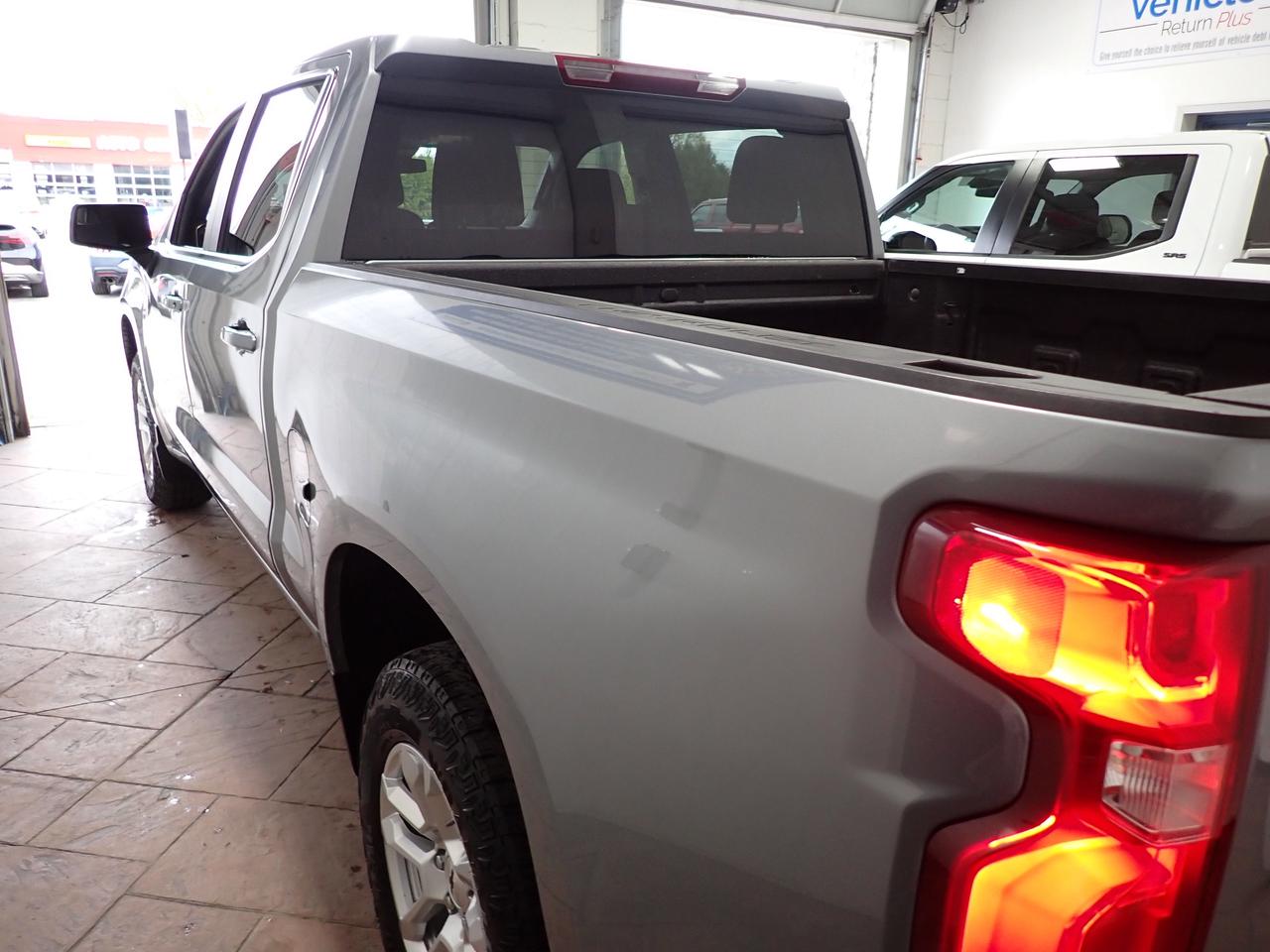2024 Chevrolet Silverado 1500 RST Photo
