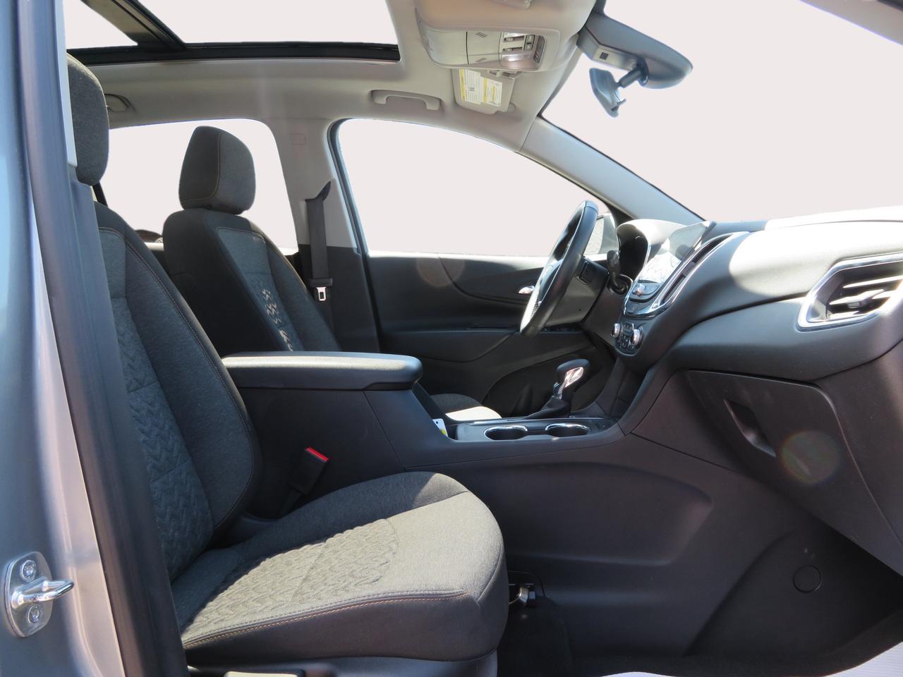 2023 Chevrolet Equinox AWD 4DR LT Photo