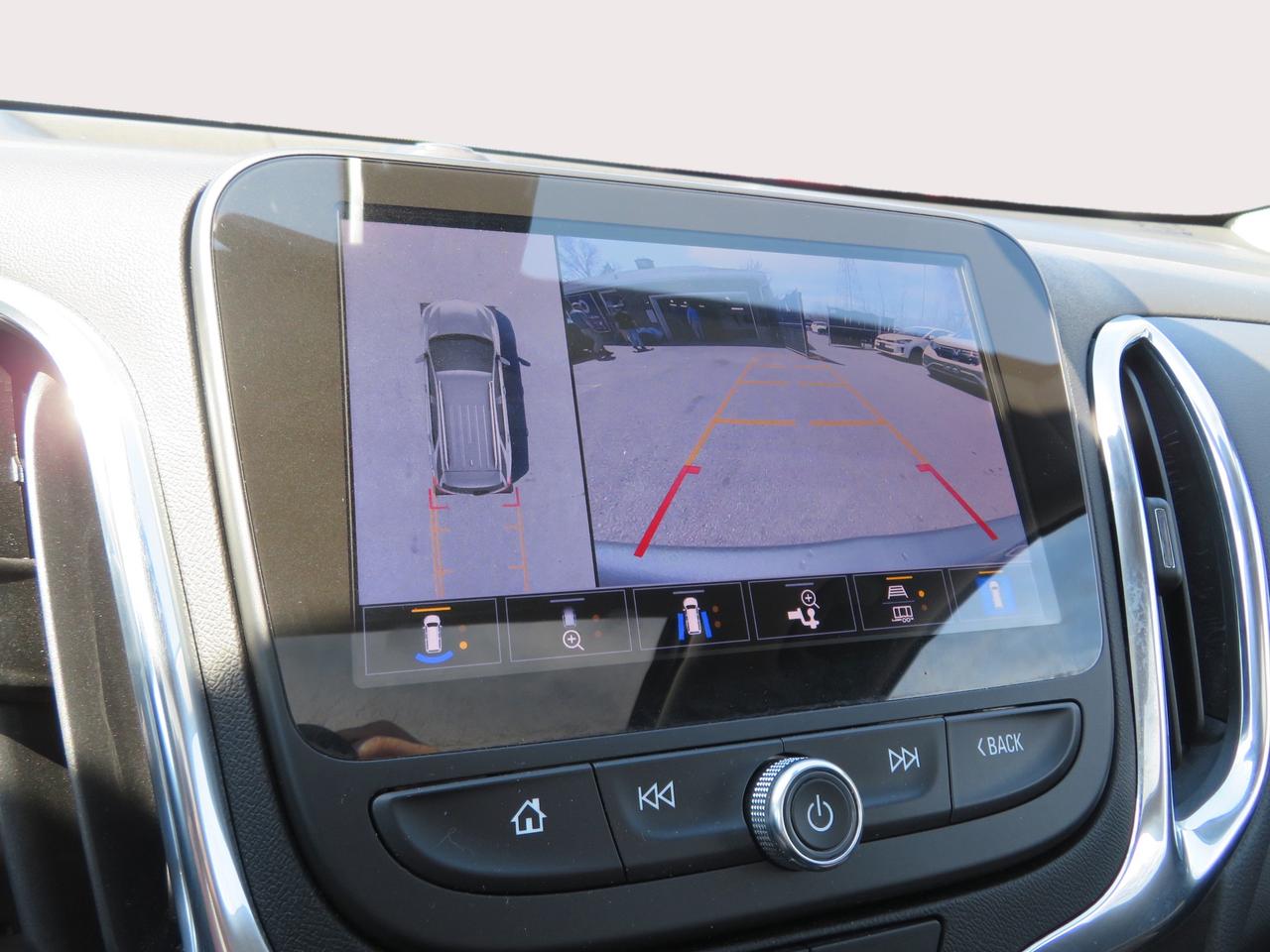 2023 Chevrolet Equinox AWD 4DR LT Photo