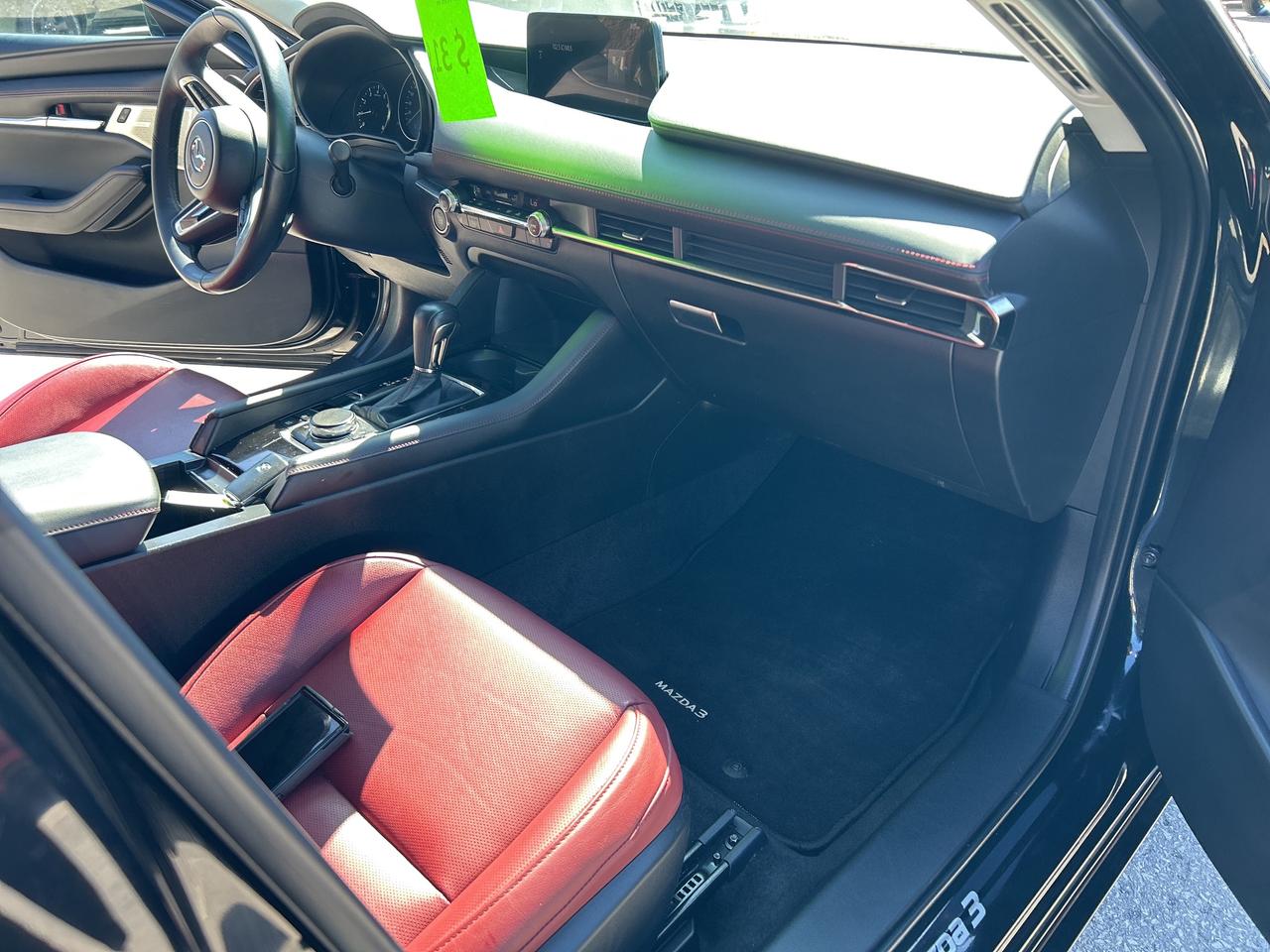 2024 Mazda MAZDA3 GT AWD Photo