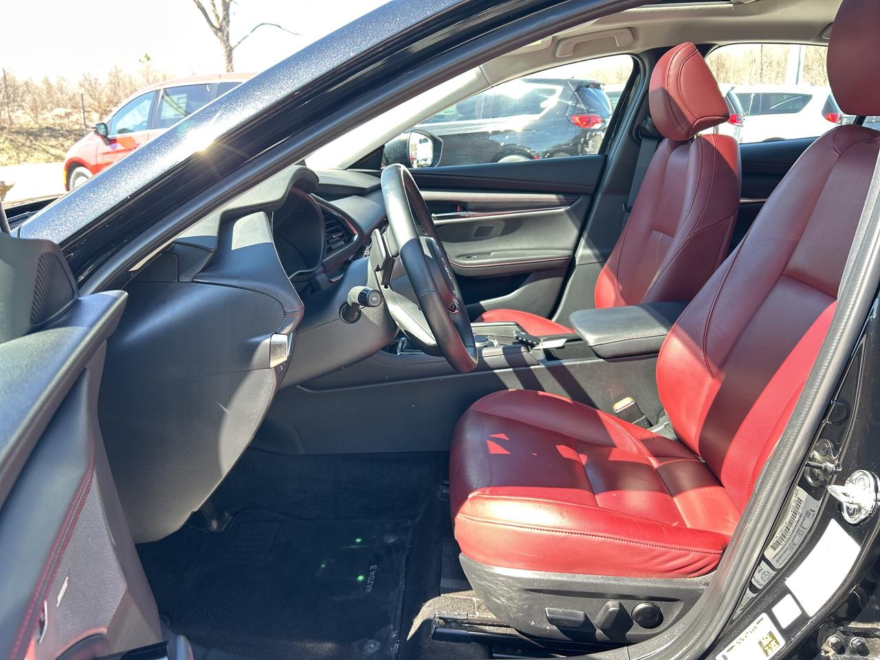 2024 Mazda MAZDA3 GT AWD Photo