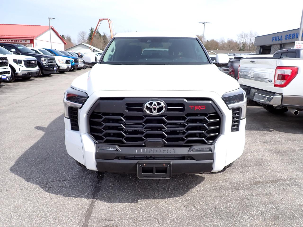 2024 Toyota Tundra SR5 CREWMAX 4WD Photo