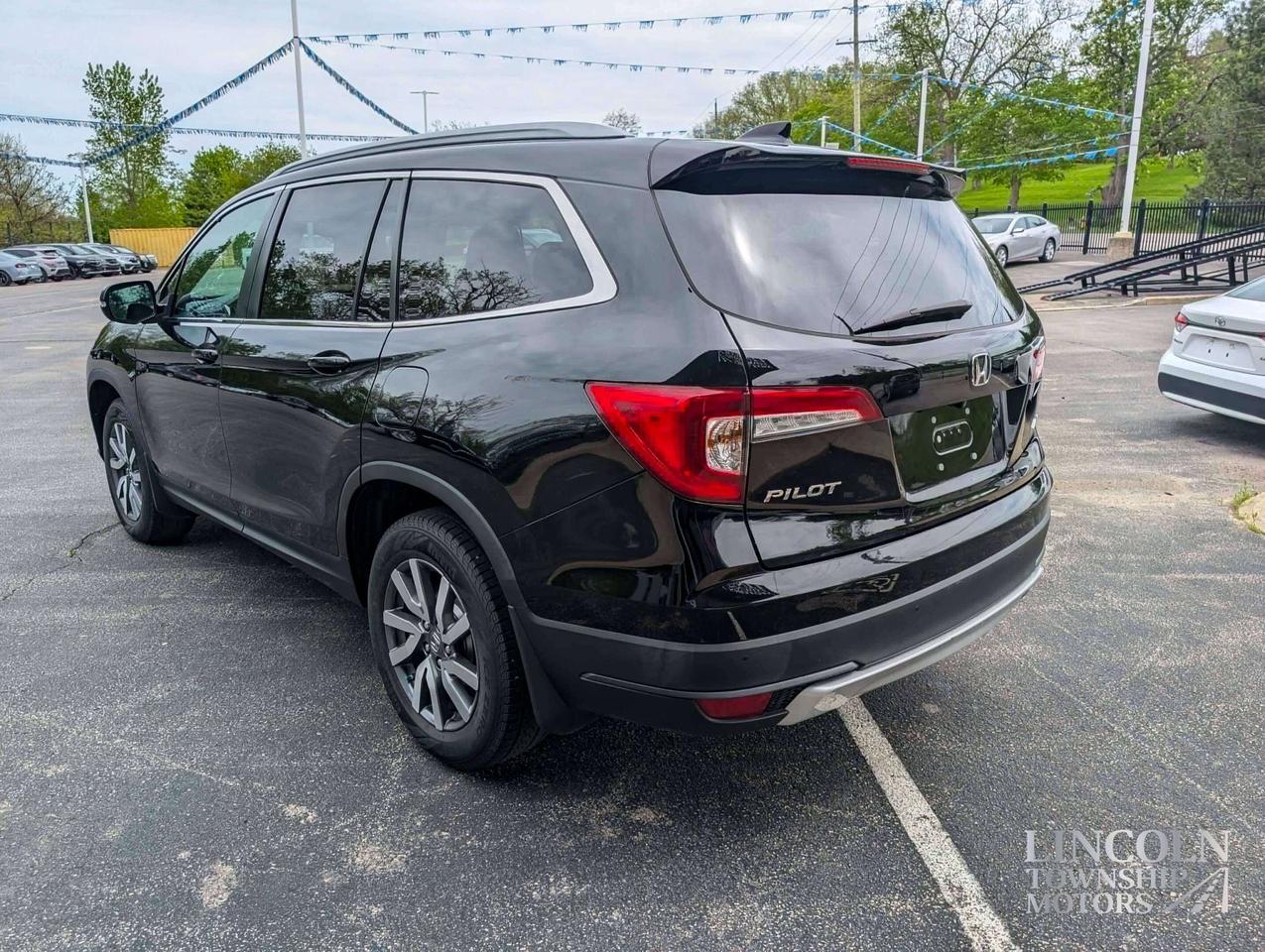 2021 Honda Pilot EX-L - NAV, CLEAN CARFAX, 8 SEATS, AWD, SUNROOF Photo