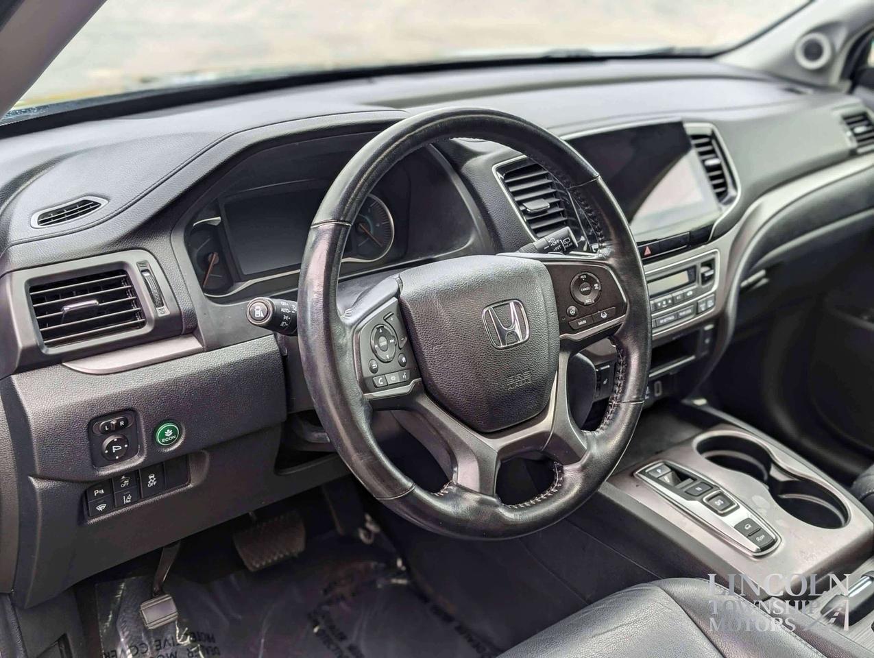 2021 Honda Pilot EX-L - NAV, CLEAN CARFAX, 8 SEATS, AWD, SUNROOF Photo