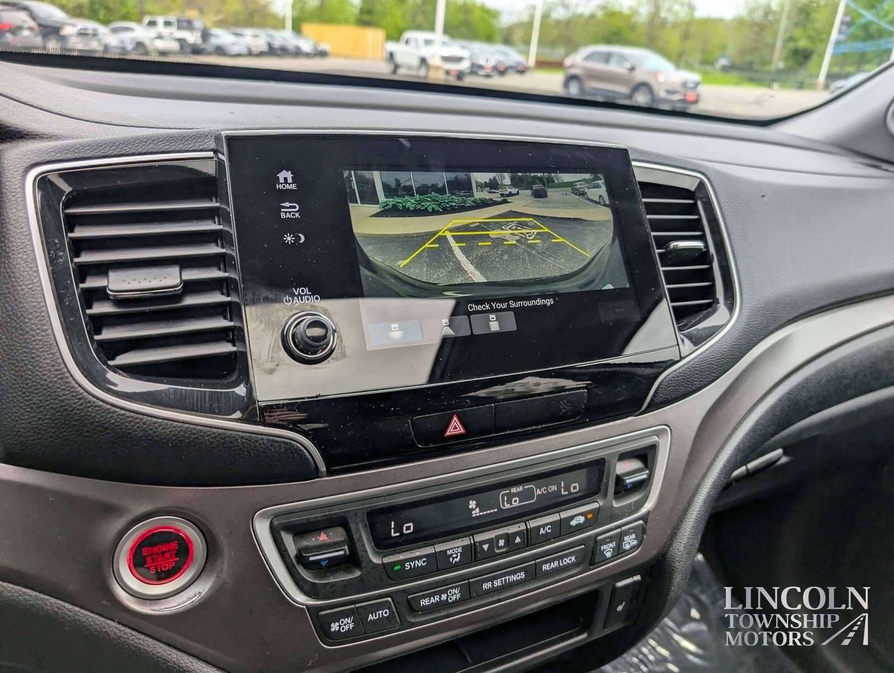 2021 Honda Pilot EX-L - NAV, CLEAN CARFAX, 8 SEATS, AWD, SUNROOF Photo