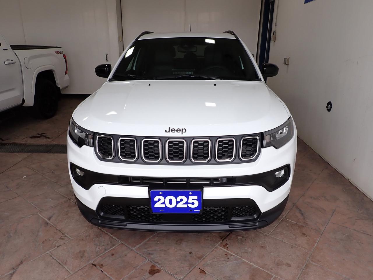2025 Jeep Compass North 4WD Photo