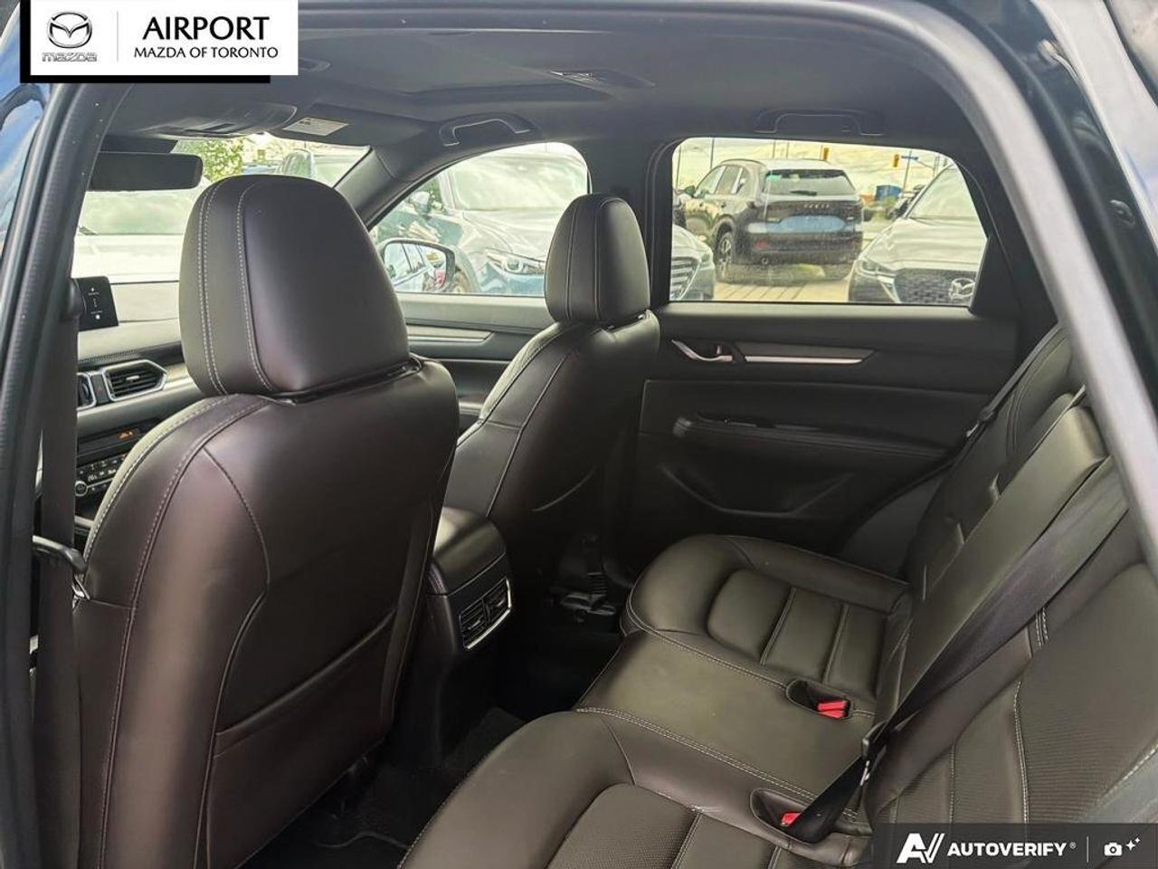 2024 Mazda CX-5 Signature 1Owner  No Accident  Signature  Finance Photo