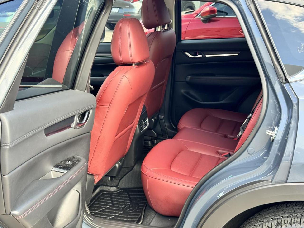 2024 Mazda CX-5 KURO AWD/ SOLD/ PENDING DELIVERY Photo