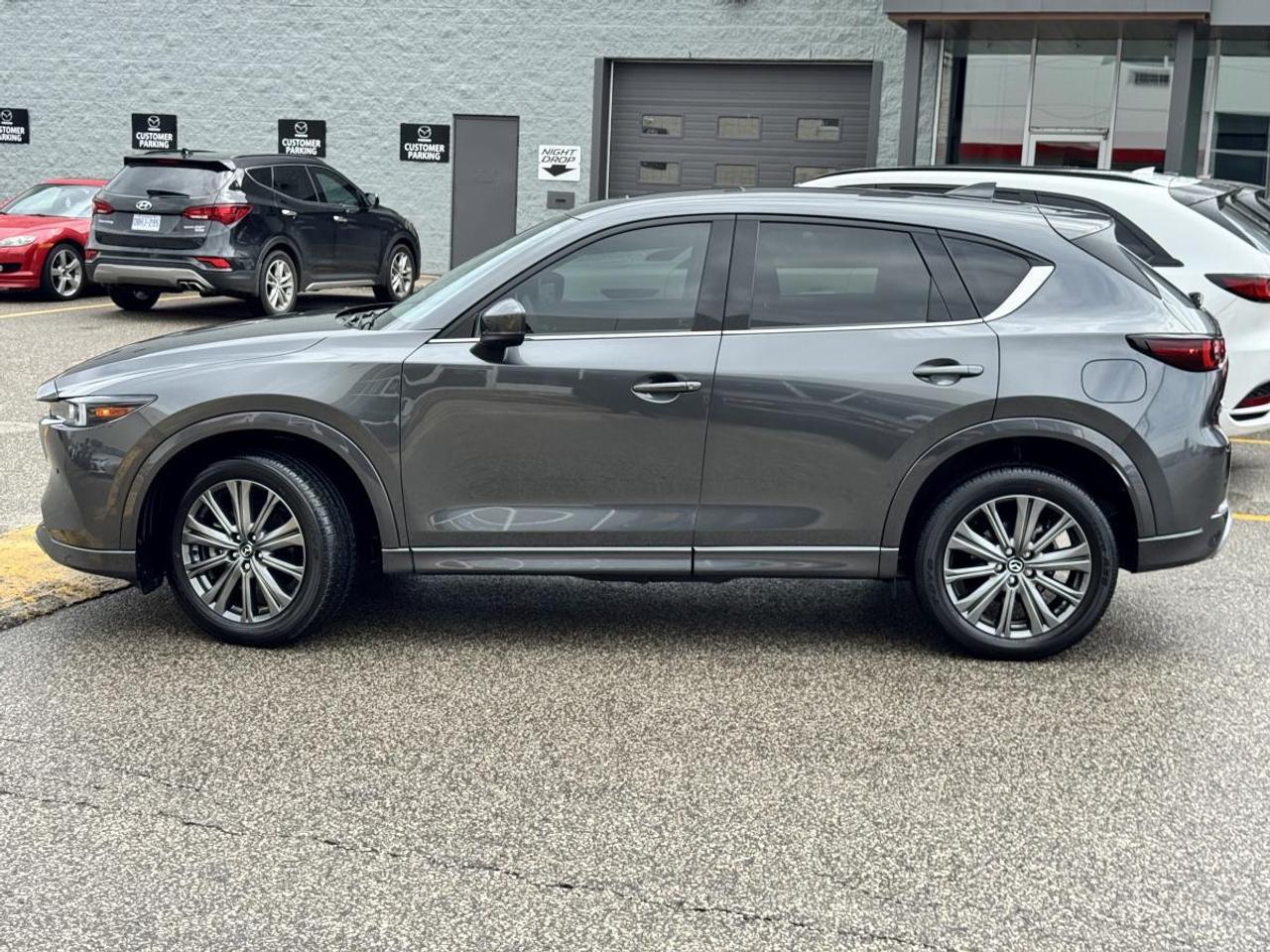 2025 Mazda CX-5 SIGNATURE/ LIKE NEW/ CPO/ EXTENDED WARRANTY Photo