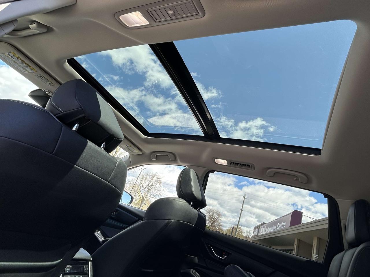 2025 Subaru ASCENT ONYX/LEATHER/HEATED SEATS/B-UP CAM*BELLEVILLE* Photo