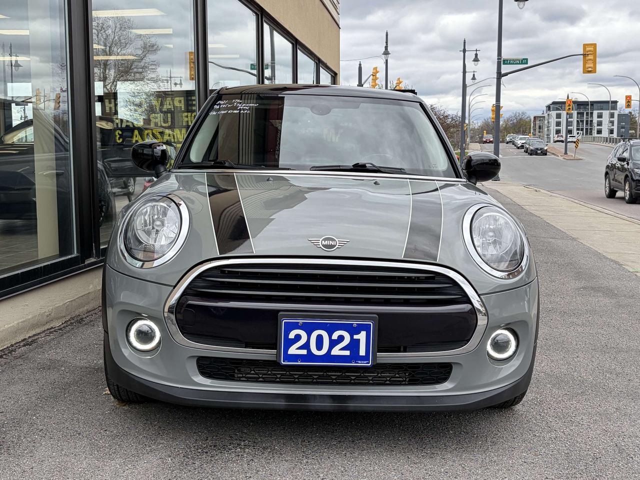 2021 MINI 5 Door Cooper  ** CALL BELLEVILLE 613*961*8848 ** Photo