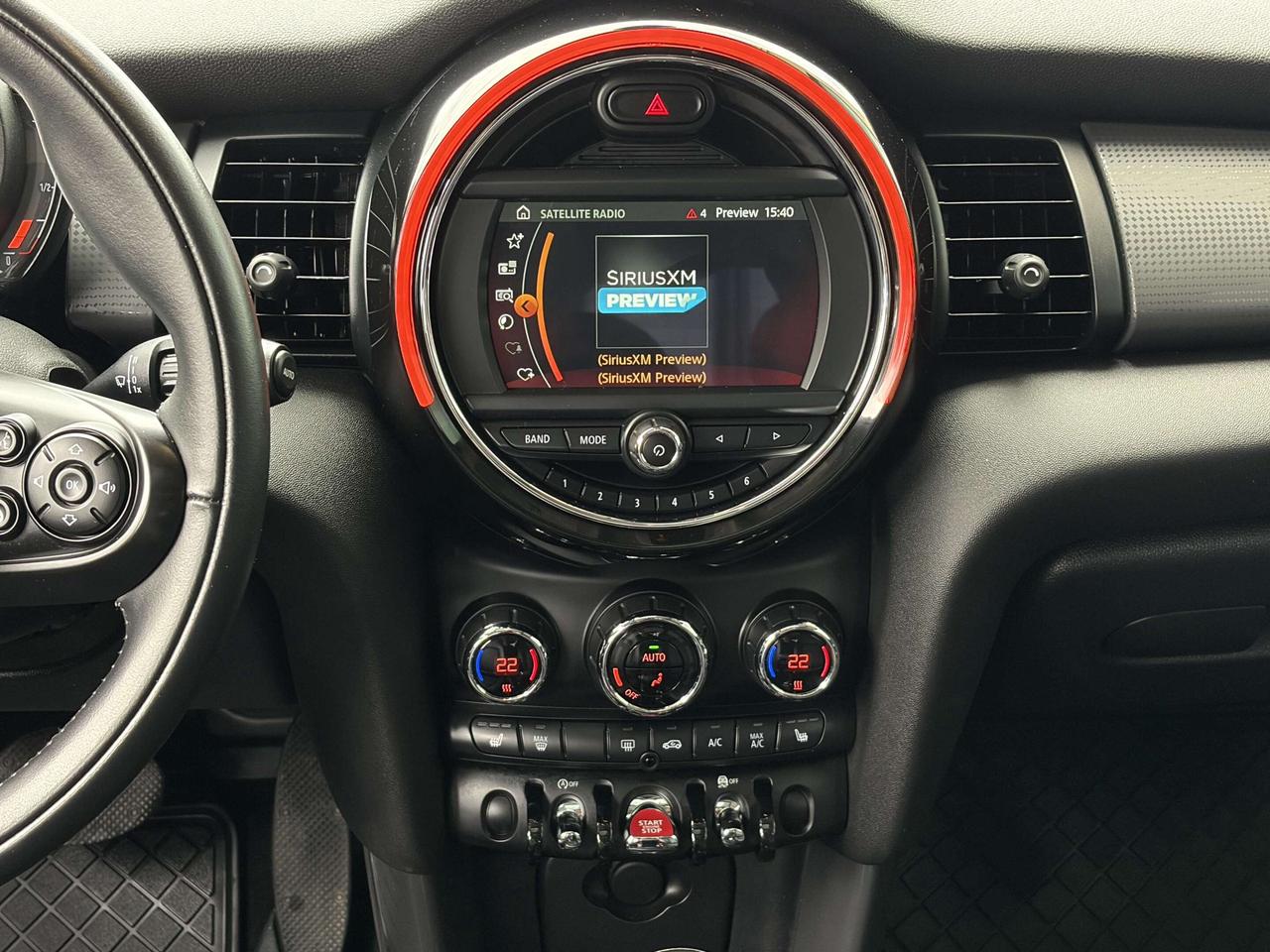 2021 MINI 5 Door Cooper  ** CALL BELLEVILLE 613*961*8848 ** Photo