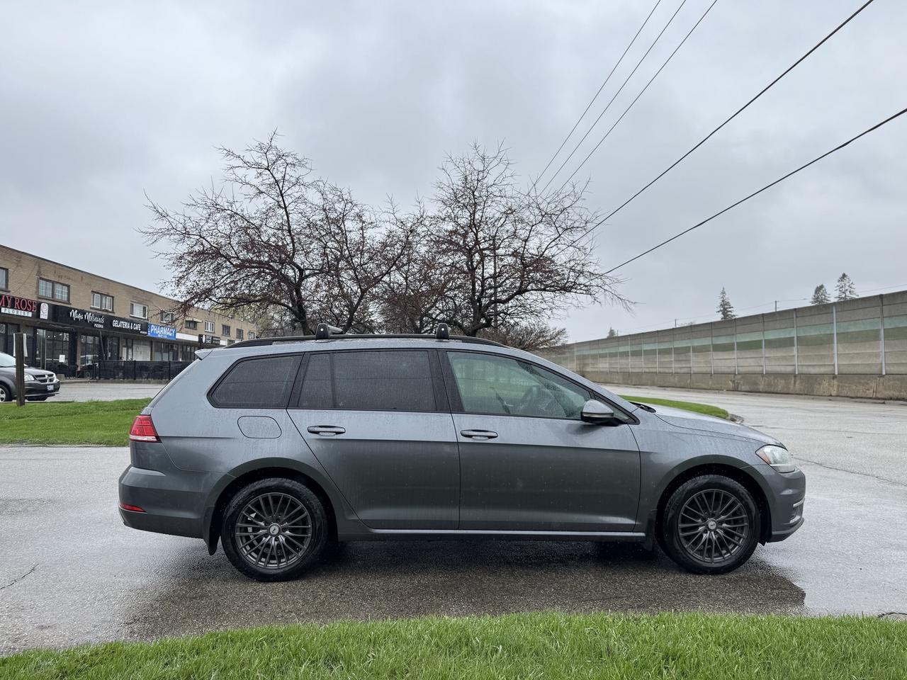 2019 Volkswagen Golf SportWagen Comfortline Manual 4MOTION Photo