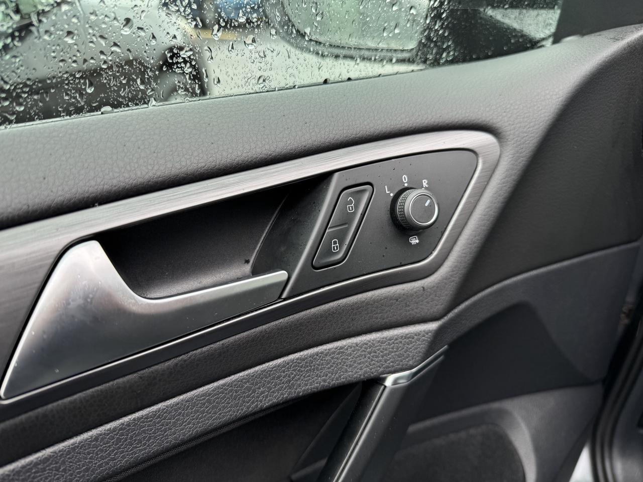 2019 Volkswagen Golf SportWagen Comfortline Manual 4MOTION Photo