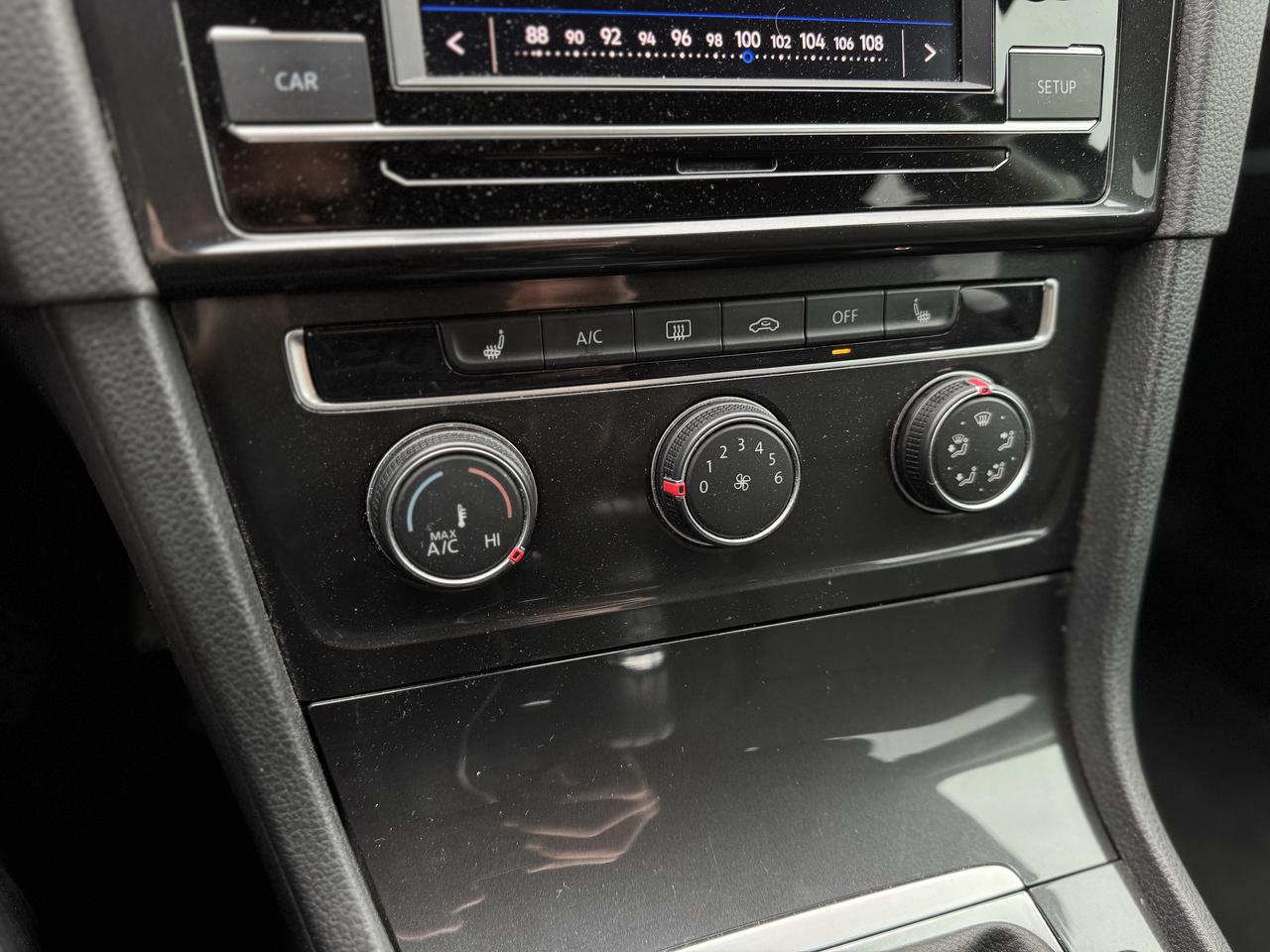 2019 Volkswagen Golf SportWagen Comfortline Manual 4MOTION Photo
