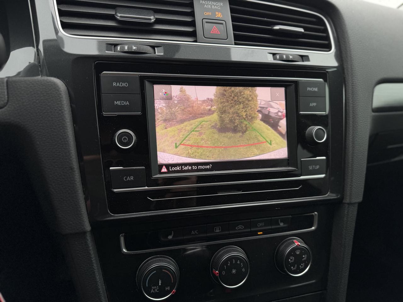 2019 Volkswagen Golf SportWagen Comfortline Manual 4MOTION Photo