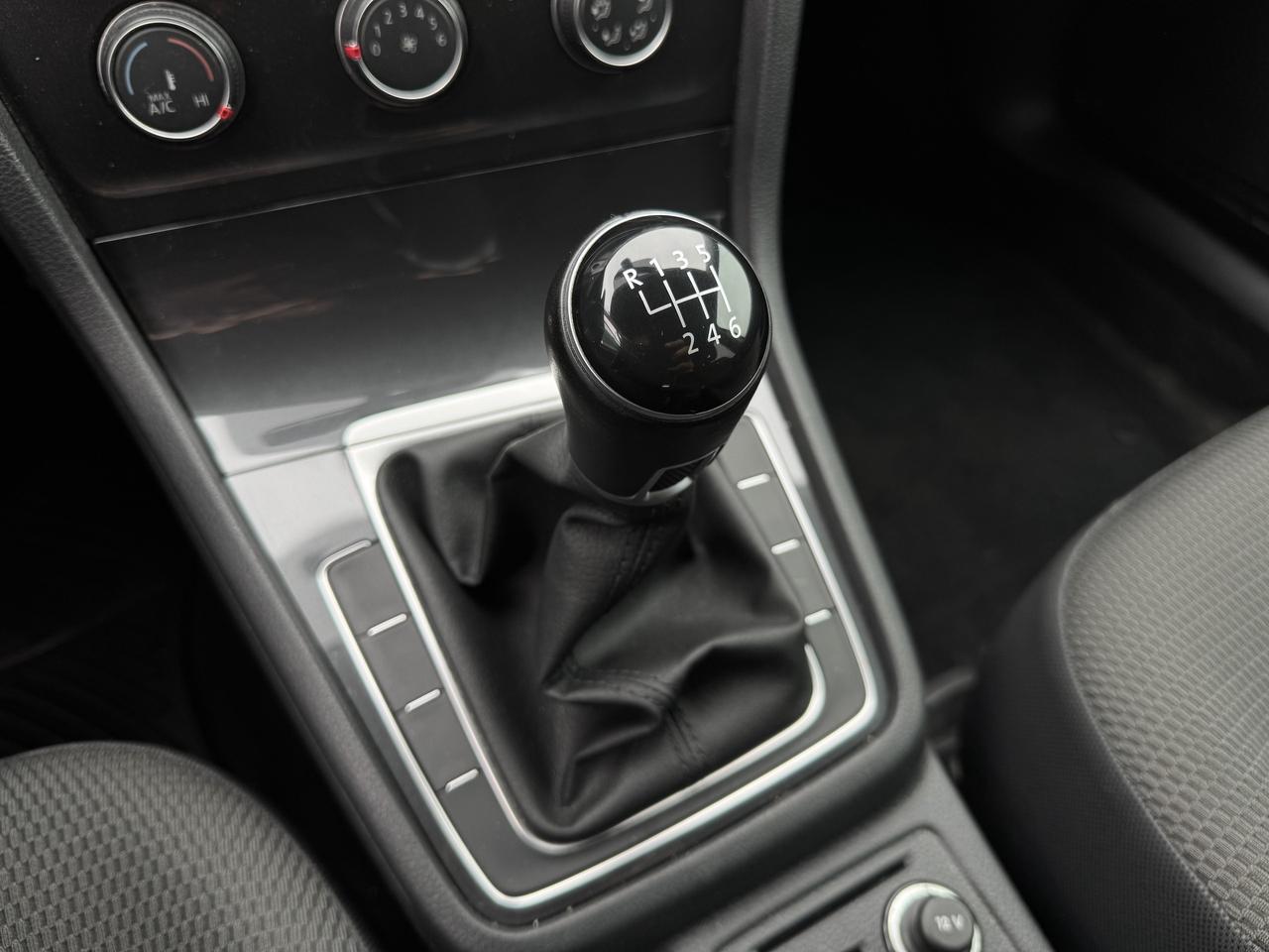 2019 Volkswagen Golf SportWagen Comfortline Manual 4MOTION Photo